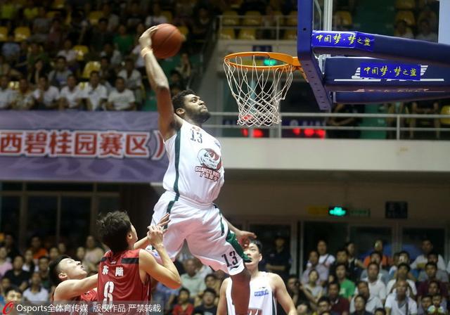 西甲：马竞主场2-1战胜赫塔菲（西甲：马竞主场2比1力克赫塔菲）