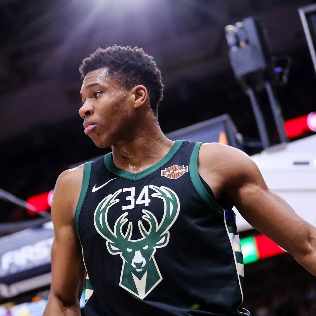 图赫尔：埃利奥特-安德森和赖斯互补得很好，我对他俩很满意（图赫尔：埃利奥特-安德森与赖斯配合默契，我对两人表现很满意）