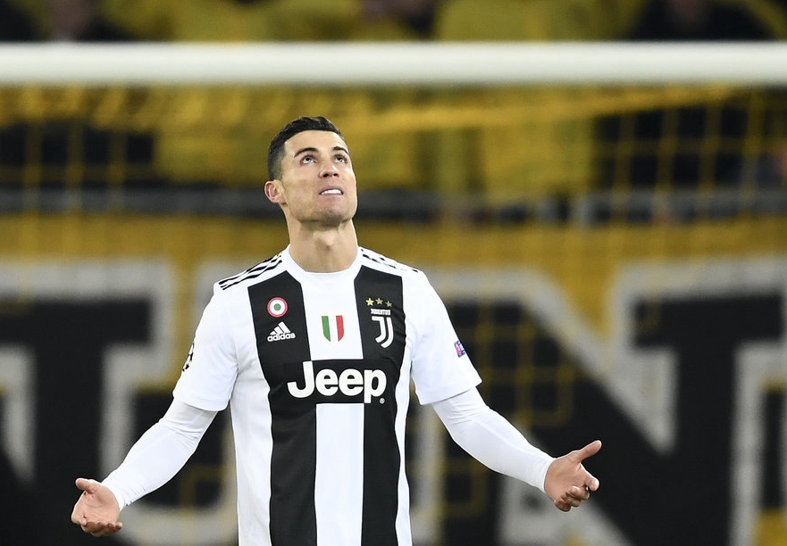 德天空：若于帕明夏以自由身离队，巴黎将认真考虑签下他（德天空：若于帕明夏自由身离队，巴黎将严肃考虑引进他）