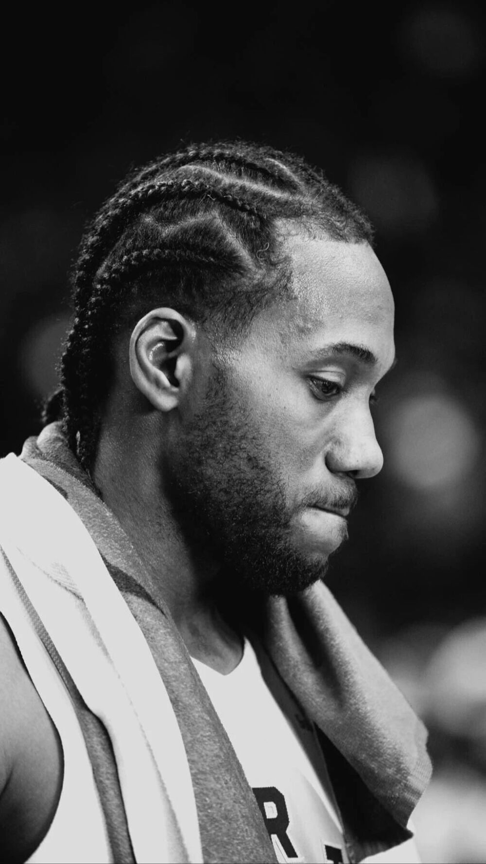 欧冠半场：吉马良斯意外乌龙送分，勒沃库森暂1-0纽卡（欧冠半场战报：吉马良斯自摆乌龙，勒沃库森暂以1-0领先纽卡）