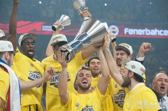 巴媒：内马尔左膝半月板受损，可能会赛季报销（巴西媒体：内马尔左膝半月板受伤，赛季恐提前结束）