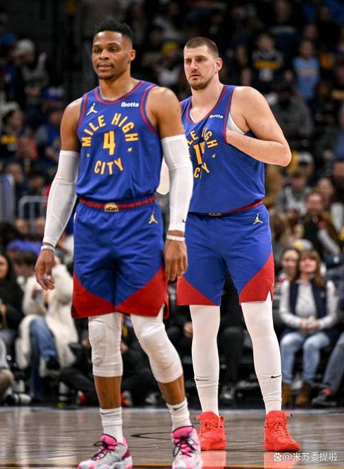 记者：卡马文加腿筋疼痛，可能缺席法国与乌克兰的比赛（记者称卡马文加腿筋不适，恐无缘法国对乌克兰之战）