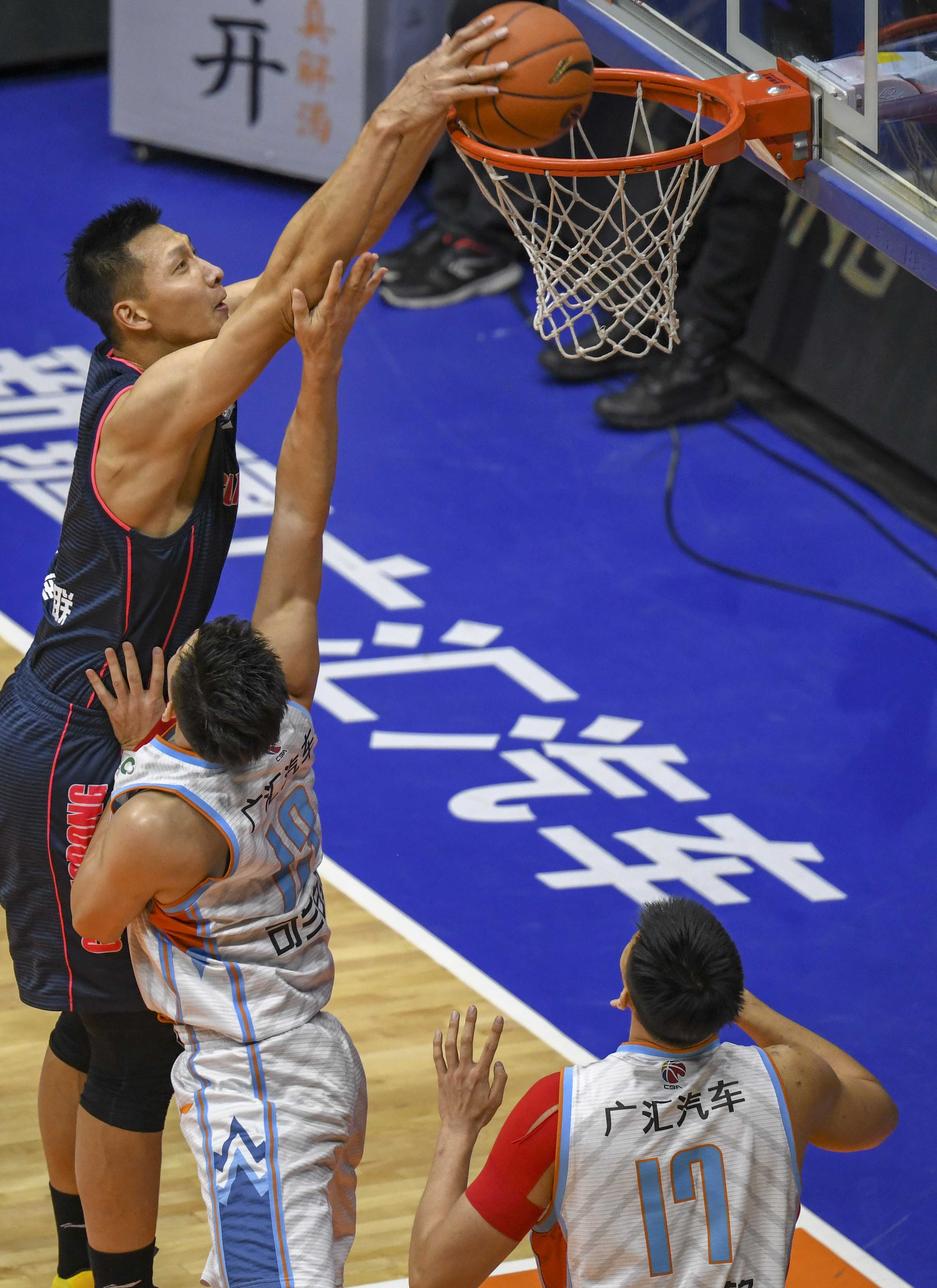 圆满退役！阿尔巴&布斯克茨：实现所有梦想，人生进入新阶段（阿尔巴与布斯克茨圆满谢幕：梦想皆成真，踏上人生新篇章）