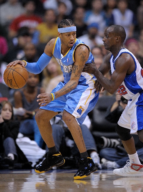 上海女足无缘全运会铜牌，水庆霞：我要负主要责任（上海女足与全运会铜牌擦肩，水庆霞自承主要责任）