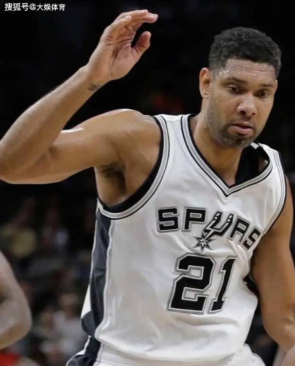 NBA战报：科沃德23分14板，灰熊107-98击败快船（灰熊107-98击退快船，科沃德23分14篮板领衔）