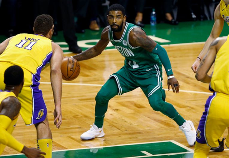 皇马本泽马梅开二度助球队取胜（本泽马双响助皇马告捷）