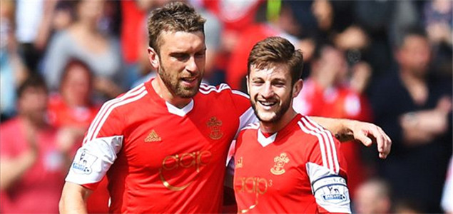 西班牙足协宣传反家暴：面对家庭暴力，直接出示红牌（西班牙足协发布反家暴倡议：对家庭暴力亮出红牌）