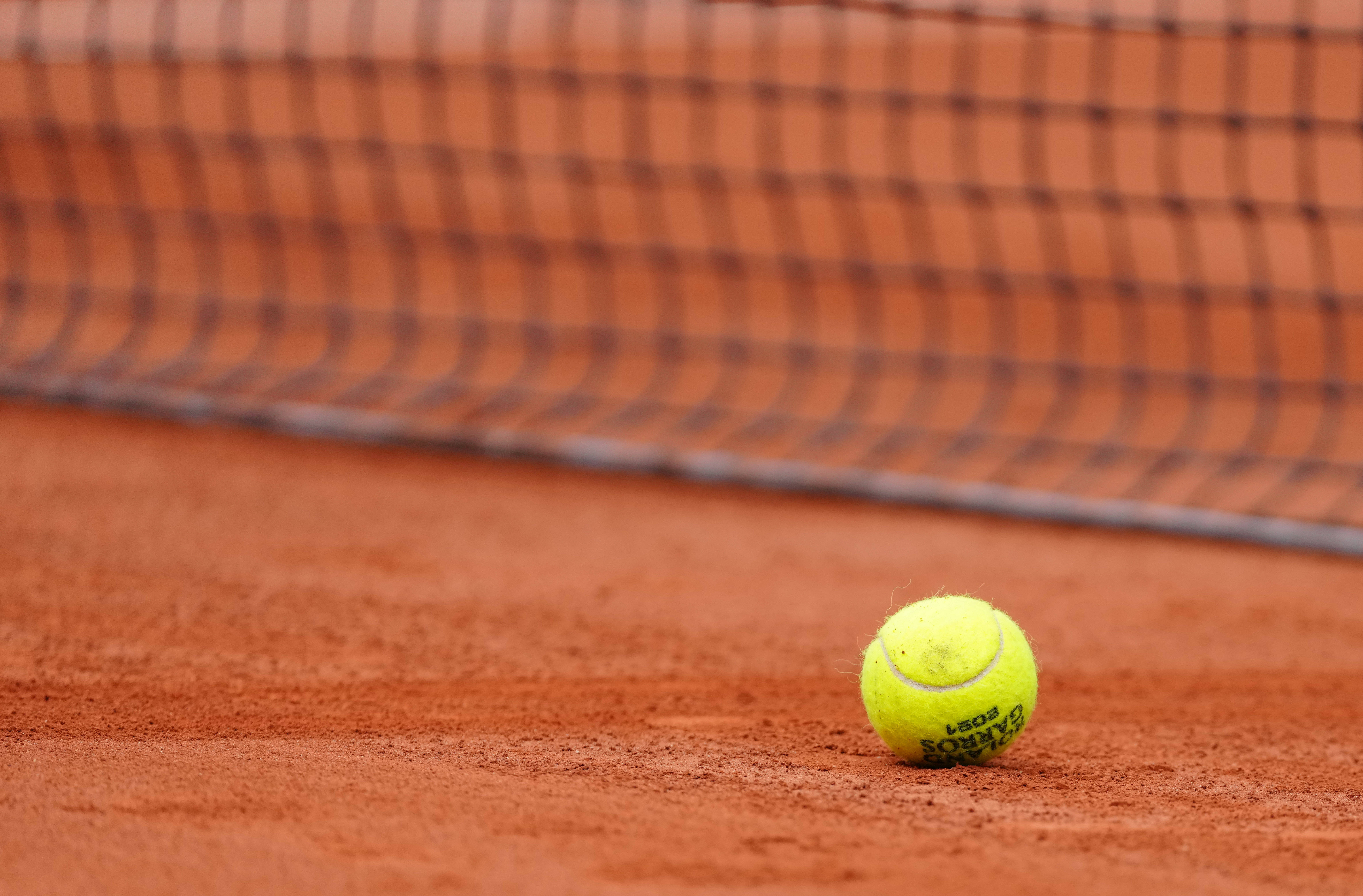 羽毛球一直 羽毛球一直